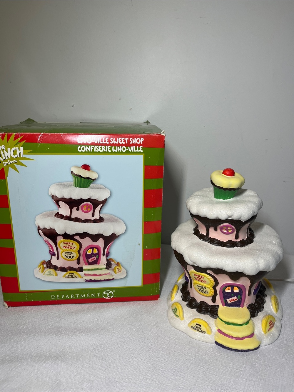 Department 56 Grinch Village Who-Ville Sweet Shop Lighted Porcelain Building